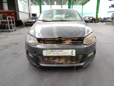 Veículo de Sucata volkswagen polo v (6r1, 6c1) 1.6 tdi do ano 2009 alimentado cayb