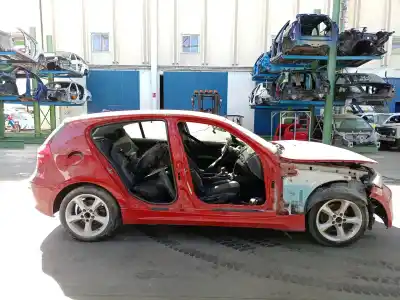 Veículo de Sucata bmw 1 (e87) 116 d do ano 2009 alimentado n47d20a