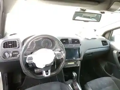 Veículo de Sucata volkswagen polo v (6r1, 6c1) 1.4 (6r1) do ano 2011 alimentado cave