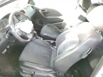 Veículo de Sucata volkswagen polo v (6r1, 6c1) 1.4 (6r1) do ano 2011 alimentado cave