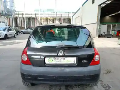 Veículo de Sucata renault clio ii (bb_, cb_) 1.4 16v (b/cb0p, bb13) do ano 2003 alimentado k4j c7