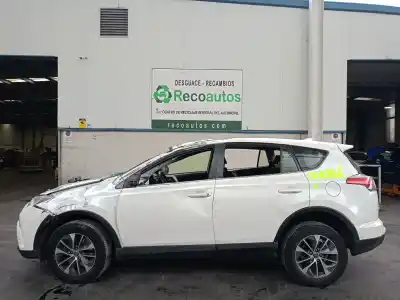 Scrapping Vehicle TOYOTA RAV 4 IV (_A4_) 2.5 HYBRID (AVA42_) of the year 2018 powered 2ARFXE