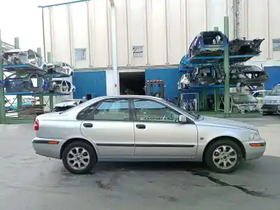 Veículo de Sucata volvo s40 i (644) 1.8 i do ano 2000 alimentado b4184sm
