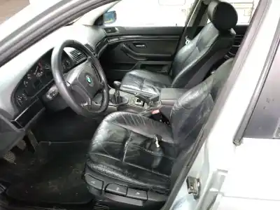 Veicolo di demolizione bmw 5 (e39) 525 tds dell'anno 1999 alimentato 256t1