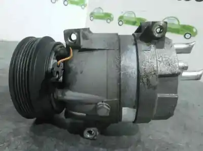 Scrapping Vehicle renault scenic ii authentique of the year 2006 powered m9ra700