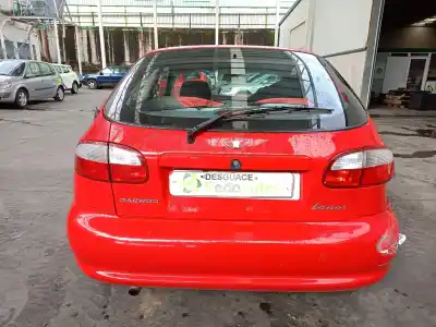 Véhicule à la ferraille daewoo lanos (klat) 1.3 de l'année 2000 alimenté a13sms