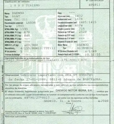 Véhicule à la ferraille daewoo lanos (klat) 1.3 de l'année 2000 alimenté a13sms