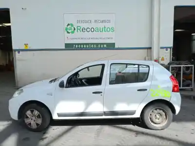 Scrapping Vehicle DACIA SANDERO 1.2 16V of the year 2012 powered D4FF730