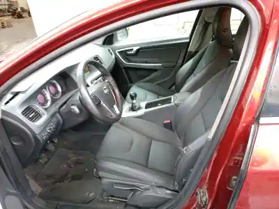 Здавання транспортного засобу volvo s60 ii (134) d4 року 2012 потужний d5204t3
