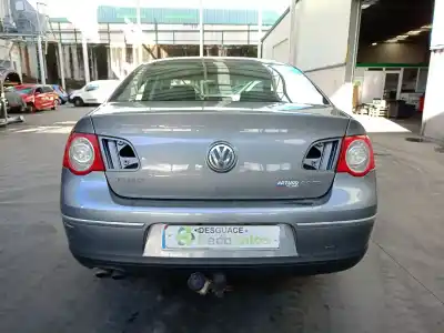 Veículo de Sucata volkswagen passat b6 (3c2) 2.0 tdi do ano 2006 alimentado bkp