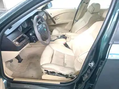 Sloopvoertuig bmw 5 (e60) 525 i van het jaar 2004 aangedreven 256s5