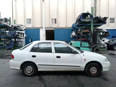 Veículo de Sucata hyundai accent i (x-3) 1.3 i 12v do ano 1998 alimentado g4eh