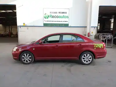 Veicolo di demolizione TOYOTA                                             AVENSIS SEDÁN (_T25_)                                                                                                                                                                                                                                      2.0 D-4D (CDT250_)                                                                                                                                                                                                                                         dell'anno 2004 alimentato 1CDFTV