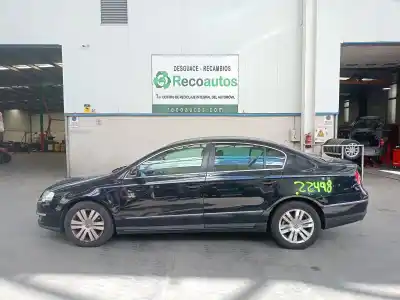 Veículo de Sucata VOLKSWAGEN PASSAT B6 (3C2) 2.0 TDI do ano 2005 alimentado BKP