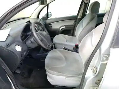 Здавання транспортного засобу citroen c3 i (fc_, fn_) 1.4 hdi року 2003 потужний 8hx