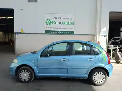 Véhicule à la ferraille citroen c3 i (fc_, fn_) 1.4 hdi de l'année 2004 alimenté 8hx (dv4td)