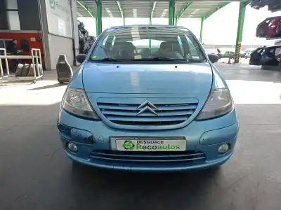 Véhicule à la ferraille citroen c3 i (fc_, fn_) 1.4 hdi de l'année 2004 alimenté 8hx (dv4td)