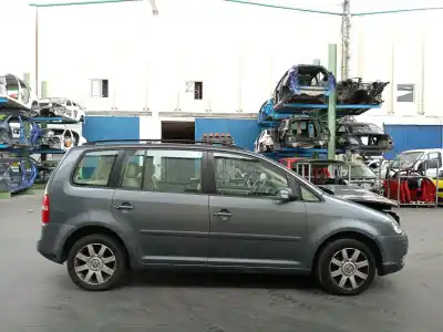 Scrapping Vehicle volkswagen touran (1t1, 1t2) 2.0 tdi 16v of the year 2004 powered bkd
