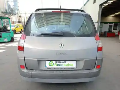 Veicolo di demolizione renault grand scénic ii (jm0/1_) 1.9 dci (jm0g, jm12, jm1g, jm2c) dell'anno 2005 alimentato f9q d8