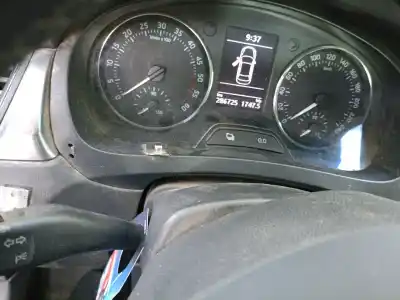 Veículo de Sucata skoda rapid (nh3, nk3, nk6) 1.6 tdi do ano 2014 alimentado cayc