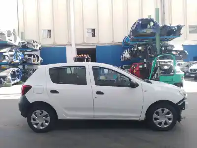 Здавання транспортного засобу dacia sandero ii 1.0 sce 75 (b8jc, b8jd) року 2018 потужний b4de411