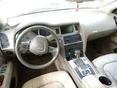 Здавання транспортного засобу audi q7 (4lb) 3.0 tdi quattro року 2006 потужний bug