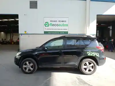 Scrapping Vehicle TOYOTA RAV 4 III (_A3_) 2.2 D 4WD (ALA30_) of the year 2006 powered 2AD