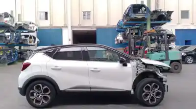 Veicolo di demolizione renault captur ii (hf_) tce 100 (hfmt) dell'anno 2022 alimentato h4mc632