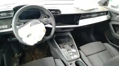 Veicolo di demolizione audi a3 sportback (8ya) 35 tfsi dell'anno 2024 alimentato dfya