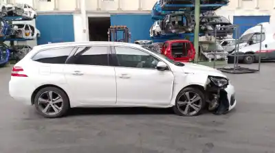 Здавання транспортного засобу peugeot 308 sw ii (lc_, lj_, lr_, lx_, l4_) 1.5 bluehdi 130 року 2019 потужний yh01