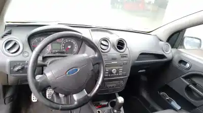 Veicolo di demolizione ford fiesta (cbk) 1.6 tdci cat dell'anno 2007 alimentato hhjb