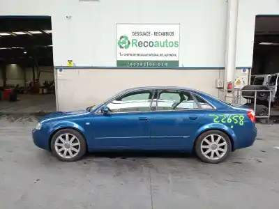 Veicolo di demolizione AUDI                                               A4 B6 (8E2)                                                                                                                                                                                                                                                1.8 T                                                                                                                                                                                                                                                      dell'anno 2004 alimentato BFB