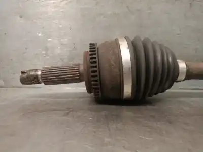 Scrapping Vehicle nissan almera ii (n16) 2.2 di of the year 2001 powered yd22