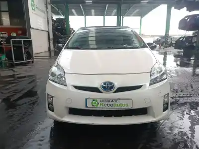Здавання транспортного засобу toyota prius (nhw30) executive року 2010 потужний 2zr