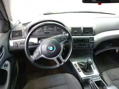 Scrapping Vehicle bmw 3 touring (e46) 330 d of the year 2001 powered 306d1