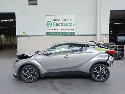 Здавання транспортного засобу TOYOTA C-HR (_X1_) 1.8 HYBRID (ZYX10_, ZYX11_) року 2019 потужний 2ZR