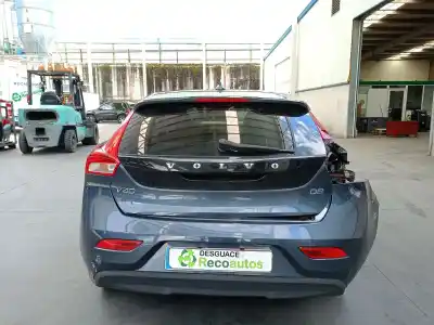 Здавання транспортного засобу volvo v40 fastback (525) d2 року 2018 потужний d4204t8