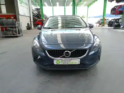 Здавання транспортного засобу volvo v40 fastback (525) d2 року 2018 потужний d4204t8