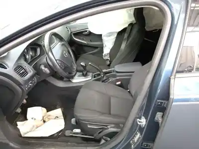 Здавання транспортного засобу volvo v40 fastback (525) d2 року 2018 потужний d4204t8