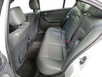 Veículo de Sucata bmw 3 (e46) 316 i do ano 2004 alimentado n46 b18 a