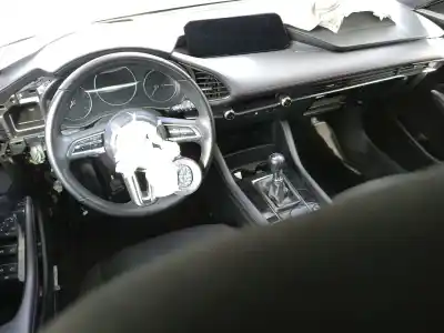Scrapping Vehicle mazda 3 fastback (bp) 2.0 skyactiv-g m hybrid of the year 2022 powered pe
