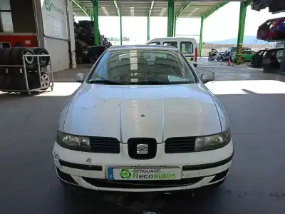 Здавання транспортного засобу seat toledo ii (1m2) 1.6 16v року 2001 потужний azd