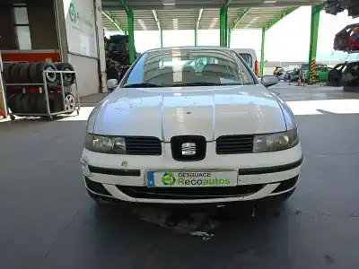 Здавання транспортного засобу seat toledo ii (1m2) 1.6 16v року 2001 потужний azd