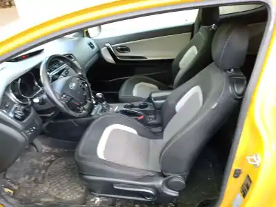 Scrapping Vehicle kia cee'd (jd) 1.6 crdi 136 of the year 2017 powered d4fb