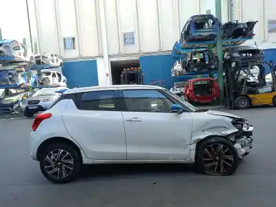 Здавання транспортного засобу suzuki swift v (az) 1.2 hybrid (mild hybrid) (a2l412) року 2022 потужний k12d