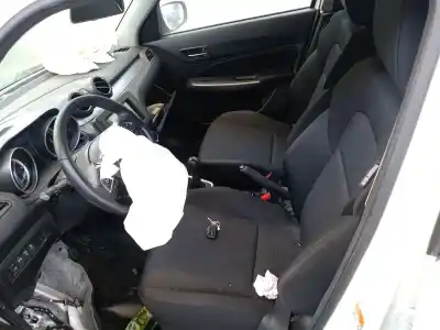 Здавання транспортного засобу suzuki swift v (az) 1.2 hybrid (mild hybrid) (a2l412) року 2022 потужний k12d