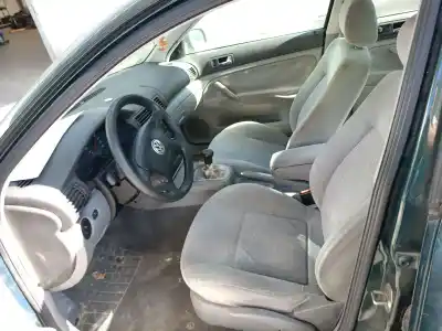Здавання транспортного засобу vw                                                   року 1998 потужний afn
