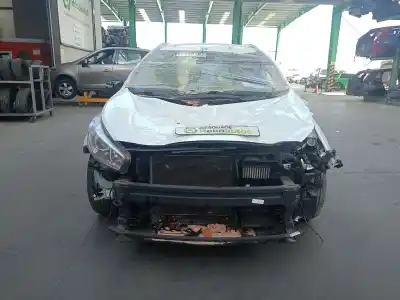 Veicolo di demolizione kia cee'd sportswagon (jd) 1.0 t-gdi dell'anno 2018 alimentato g3lc