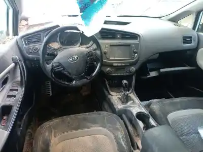 Veicolo di demolizione kia cee'd sportswagon (jd) 1.0 t-gdi dell'anno 2018 alimentato g3lc