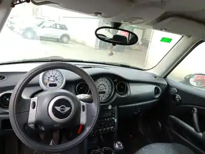 Здавання транспортного засобу mini mini (r50, r53) one року 2006 потужний w10b16a